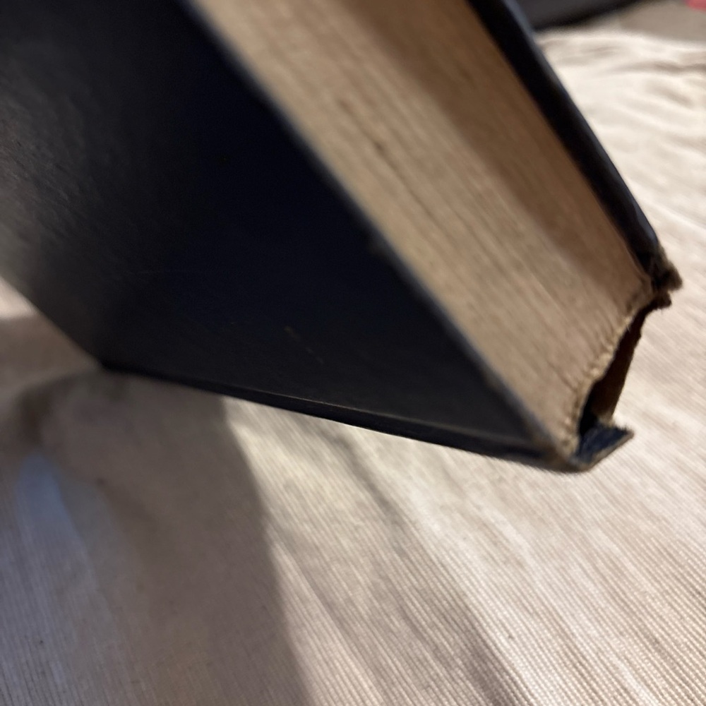 The Mirror by Marlys Millhiser - 1978 Vintage Horror 1st Edition HC - No DJ - Picture 9 of 9